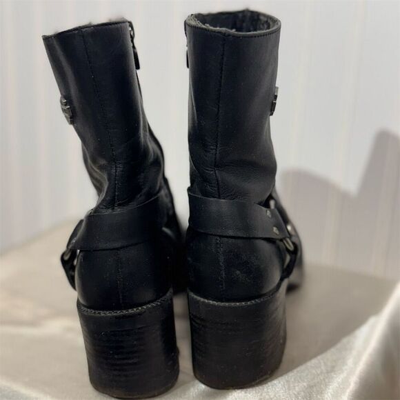 Sold - Picture 4 of 7